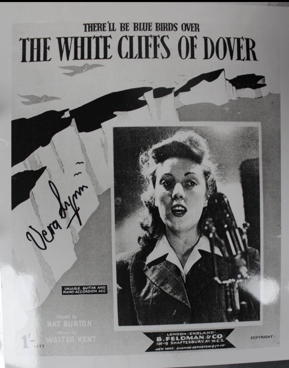 Vera Lynn Signed & Framed Poster 'White Cliffs of Dover'