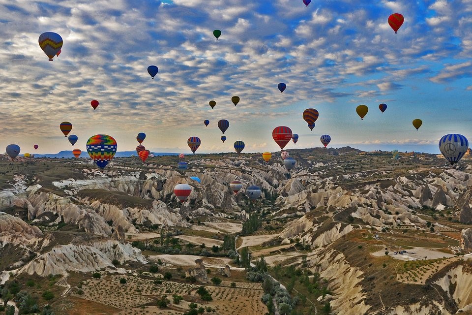 HOT AIR BALLOONING IN ISTANBUL FOR 2
